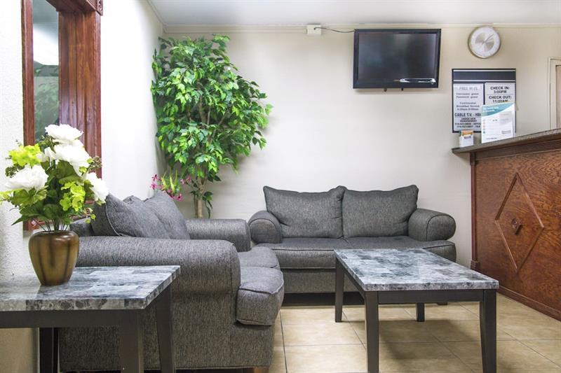Best Western Plus St. Louis Airport Hotel Woodson Terrace Buitenkant foto